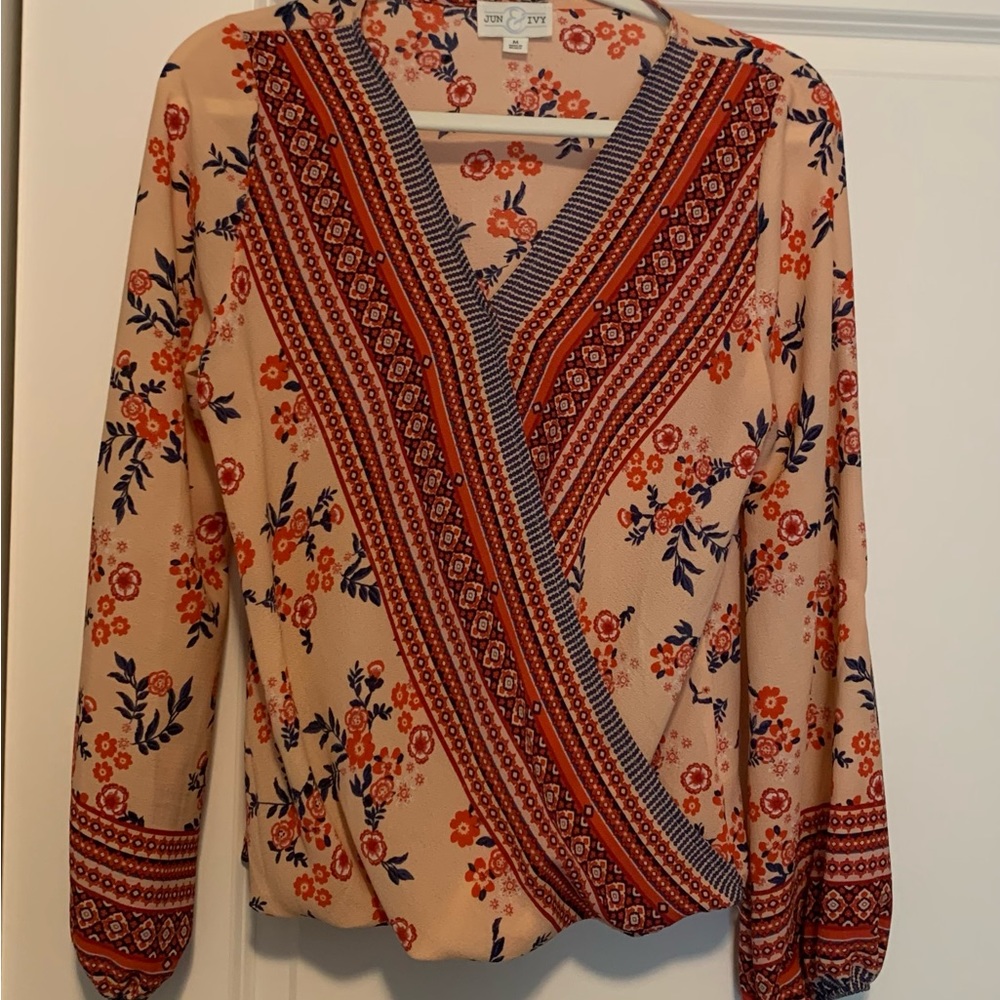Jun & Ivy Blouse Peach,Rust Floral